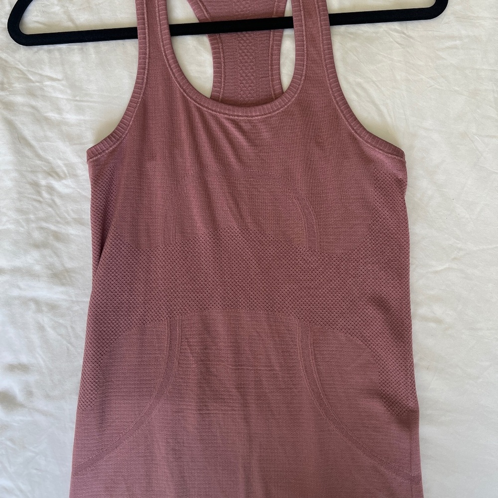 Lululemon swiftly tank